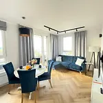 Zaspa Vvita Sea View *