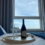 Zaspa Vvita Sea View *